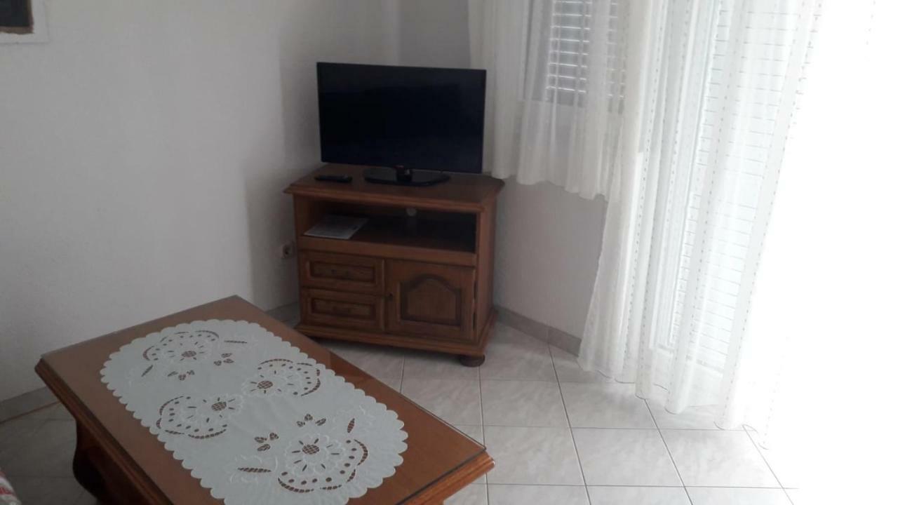 Apartment Hrgic Vir Luaran gambar